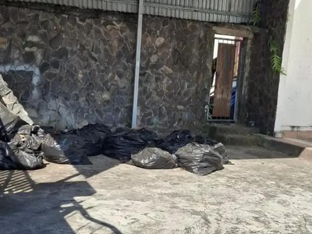 Gudang Terbuka dan Kantor Disewakan, Area Renon Denpasar - Image 4 of 6