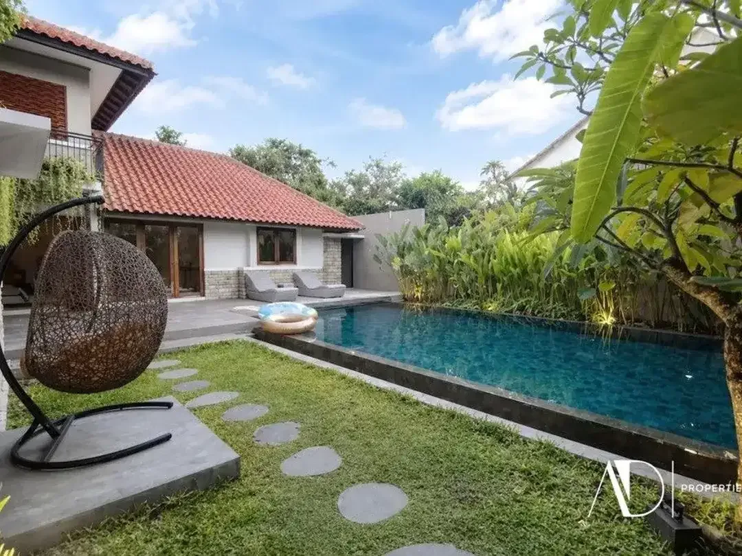 FREEHOLD | 5-BEDROOM TROPICAL VILLA IN PETITENGET - Image 5 of 10
