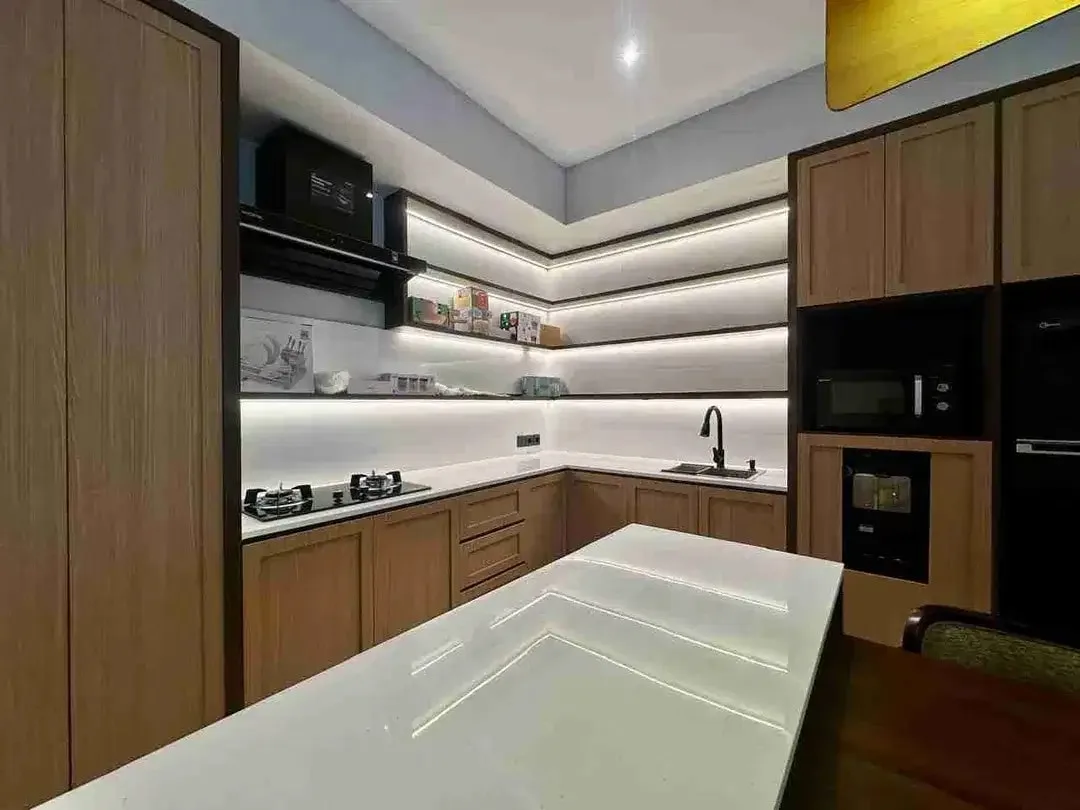 Dijual freehold dan Leashold Villa Lantai II di Canggu Batubolong Bali - Image 10 of 10