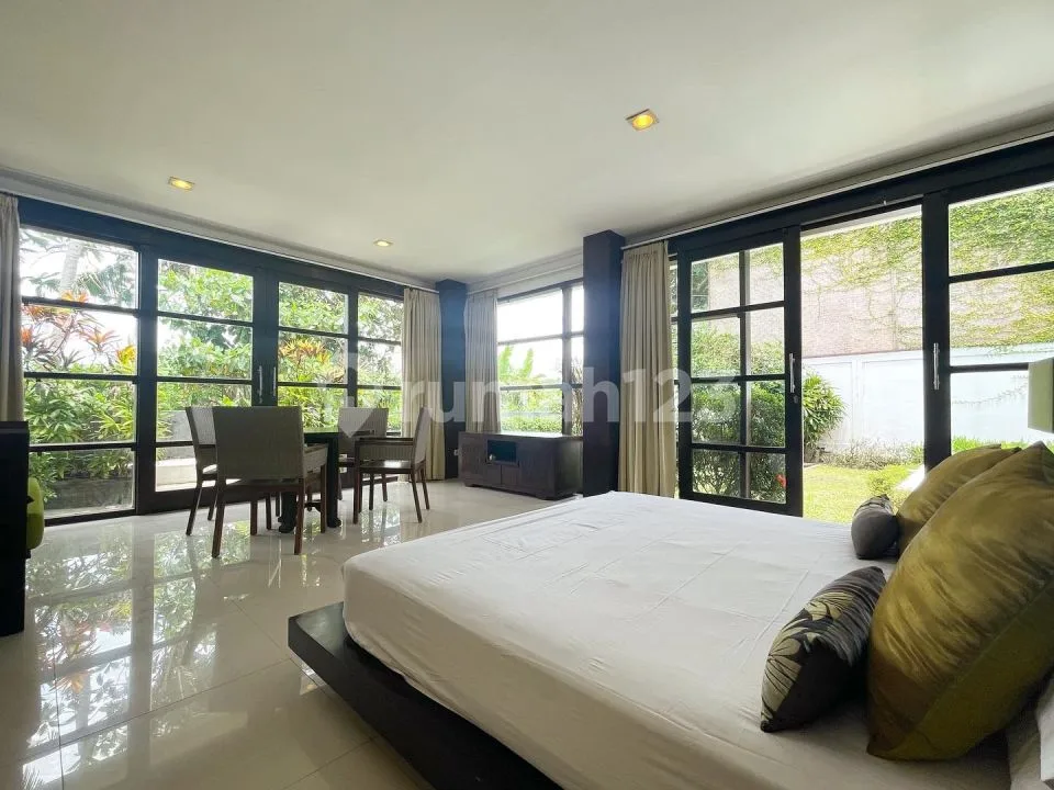 For Rent - Yearly Luxury 3 Bedroom Villa - Pererenan - Image 4 of 4