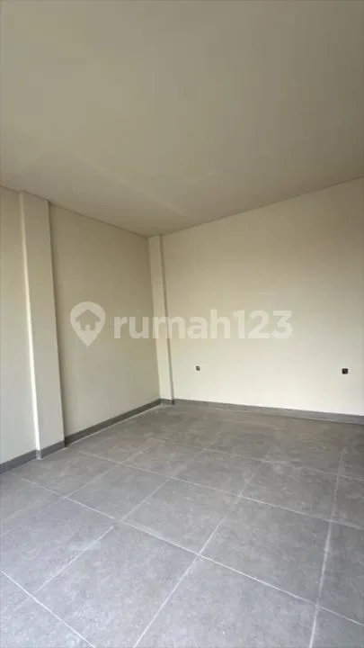 Premium Villa Investment! Siap Bangun di Kerobokan - Lokasi Strategis, Lingkungan Eksklusif, Legalitas Jelas & Stok Terbatas 7777 - Image 4 of 4