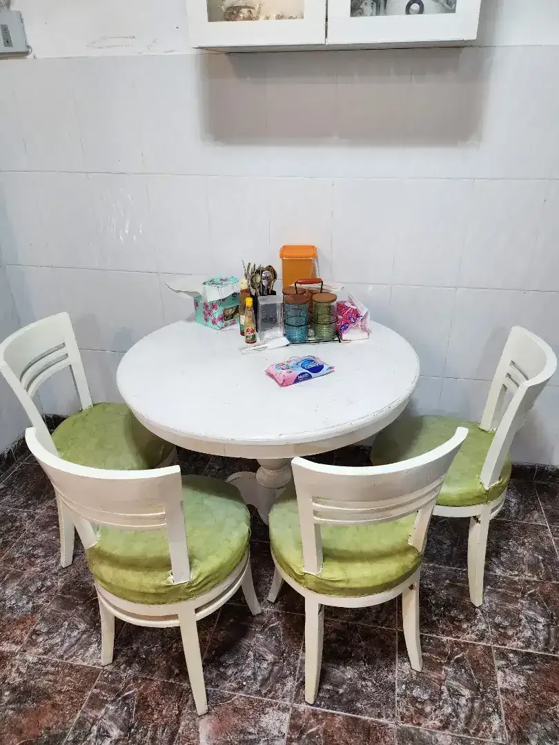 Dijual Meja Makan Kayu Jati Set 4 Kursi - Image 1 of 10