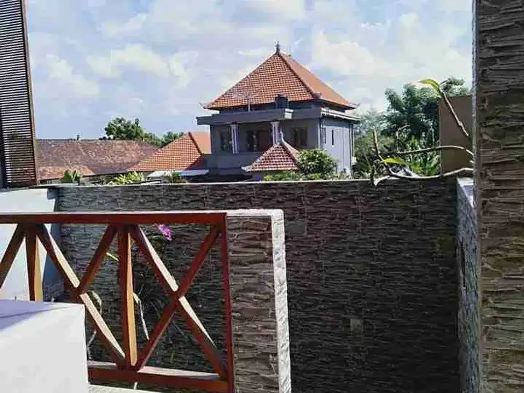 Rumah Keluarga Ideal 2 Lantai di Kesiman Denpasar - Image 5 of 10