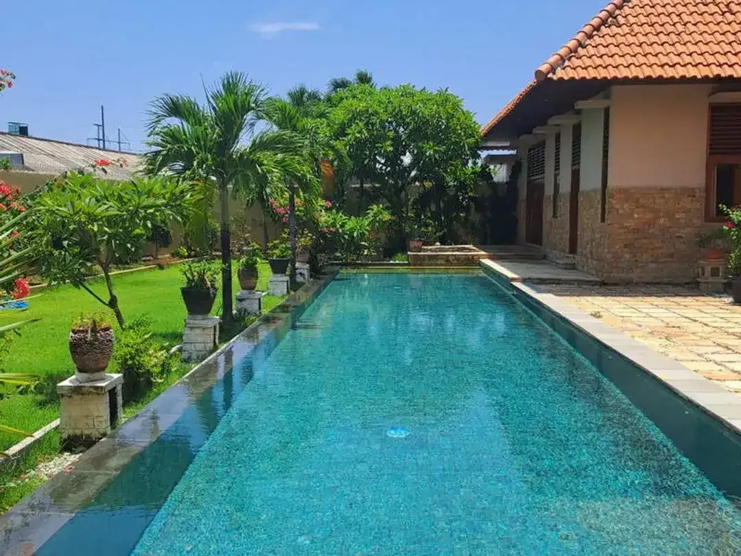 Tranquil Freehold Villa in Sanur with Spacious Living Areas and Pool - Image 6 of 10