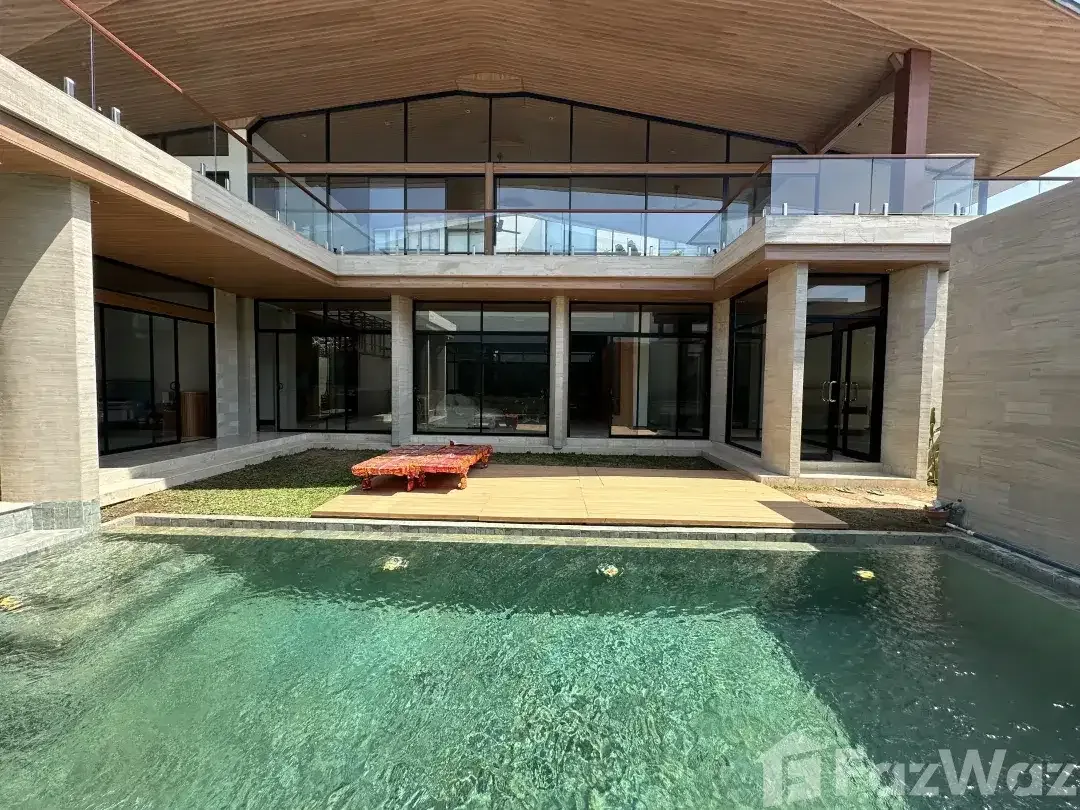 4 Bedroom Villa for sale in Sanur, Bali - Image 1 of 10