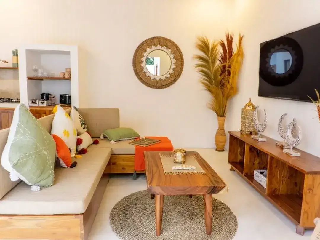 Leasehold - The Ultimate Ubud Estate: 2 Bedrooms Villa + Extra Development Land to Double Your Property Potential. - Image 3 of 10