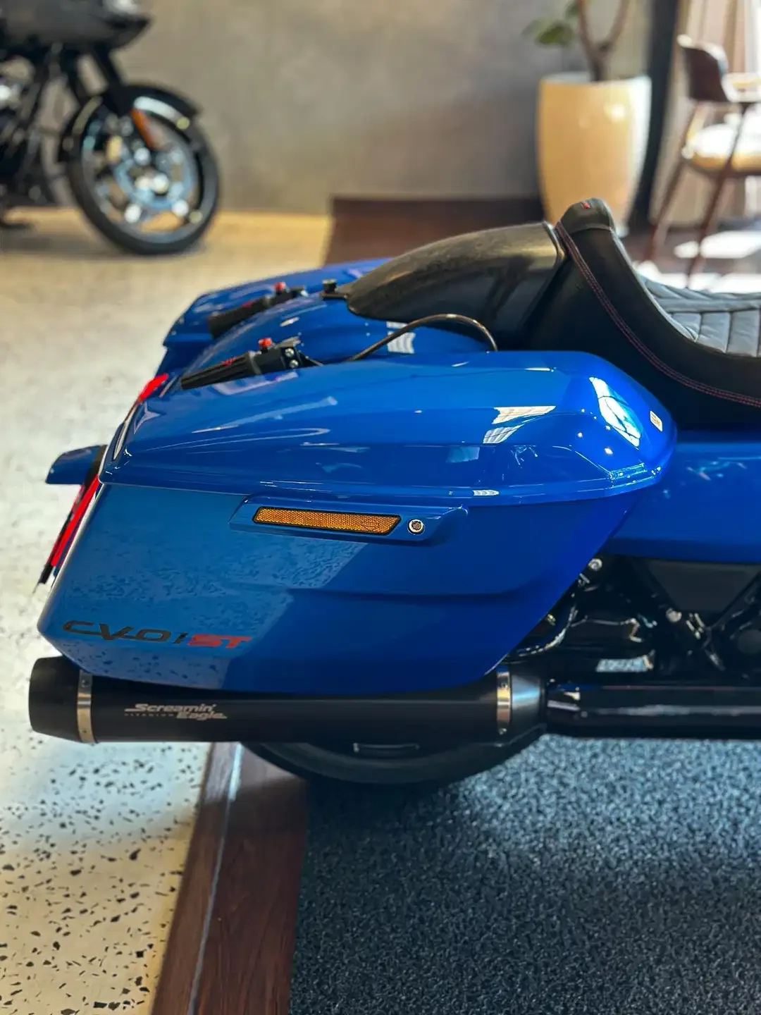 ALL NEW ROAD GLIDE CVO ST 121 Eletric Coast MY 2026 Brand New - Image 8 of 10