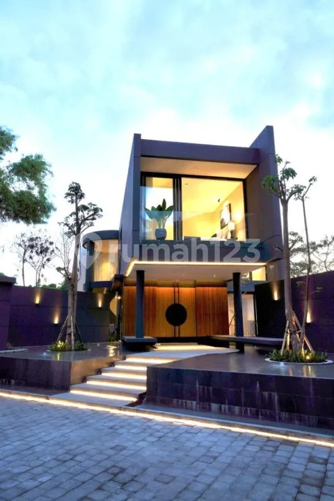 Villa dengan Fasilitas Bintang 5 di Pererenan Canggu - Image 3 of 4