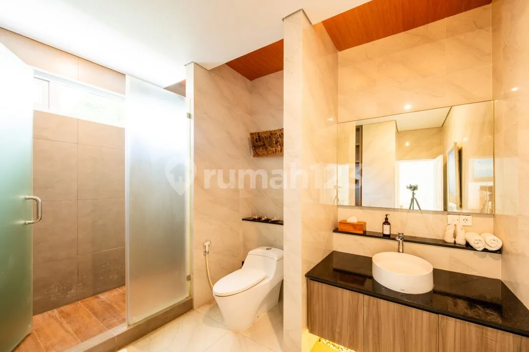 Villa Klasik Premium Siap Huni di Seminyak, Sudah Full Furnish - Image 4 of 4