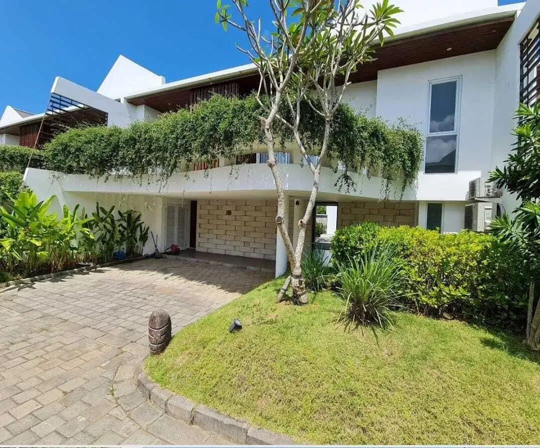 VILLA 6 BR ONE GATE Sistem DAN VIEW SUNSET LOKASI BEST UNGASAN - Image 7 of 10