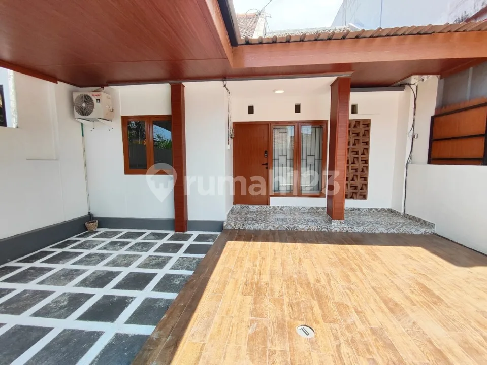 Rumah Modern Fully Furnished di Taman Mumbul-Nusa Dua, One Gated - Image 2 of 4
