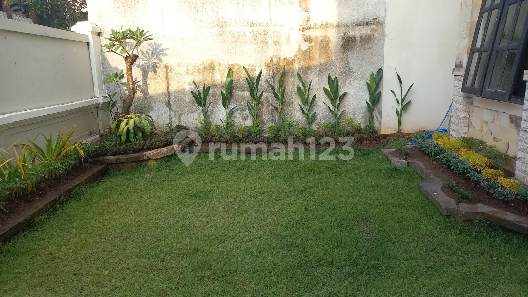 Bebas Banjir ! Rumah Semi Villa 5 Huge Kamar Tidur Ensuite Dekat Canggu Kerobokan bisa Parkir 5 Mobil - Image 4 of 4