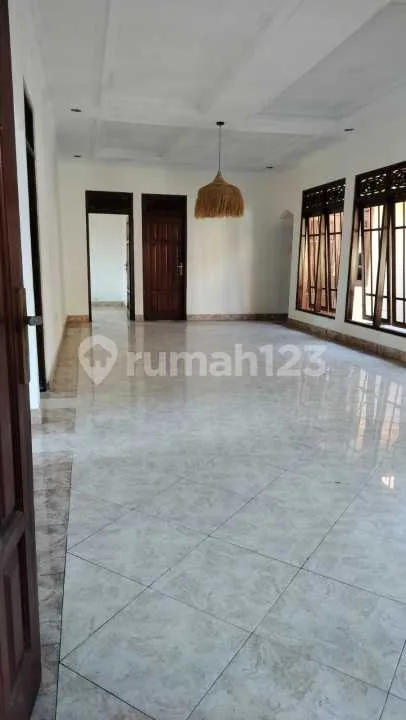 Disewakan Rumah Jl Gurita Denpasar Bali - Image 2 of 4