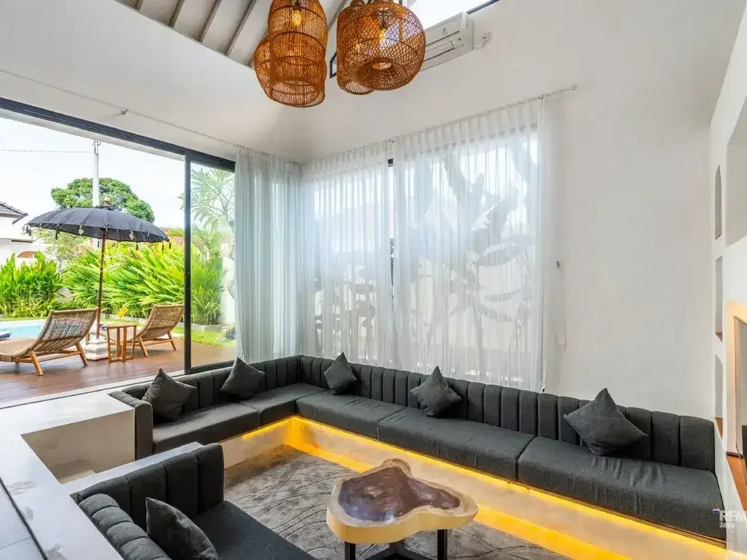 Villa Quiet,Stylish & Central, Long-Term Villa in Kerobokan, Forsale. - Image 2 of 10