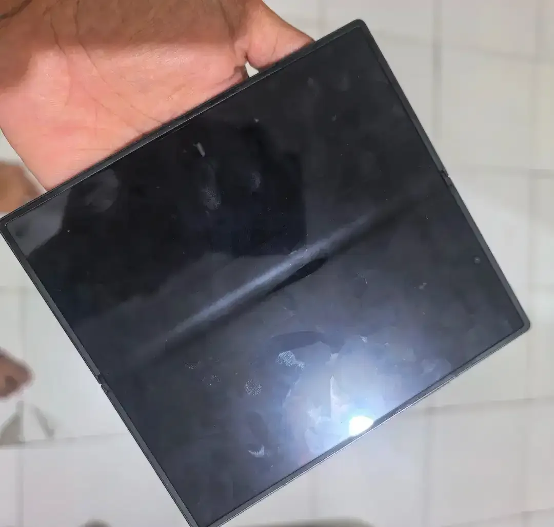 Samsung Galaxy Fold 7 - Image 3 of 6