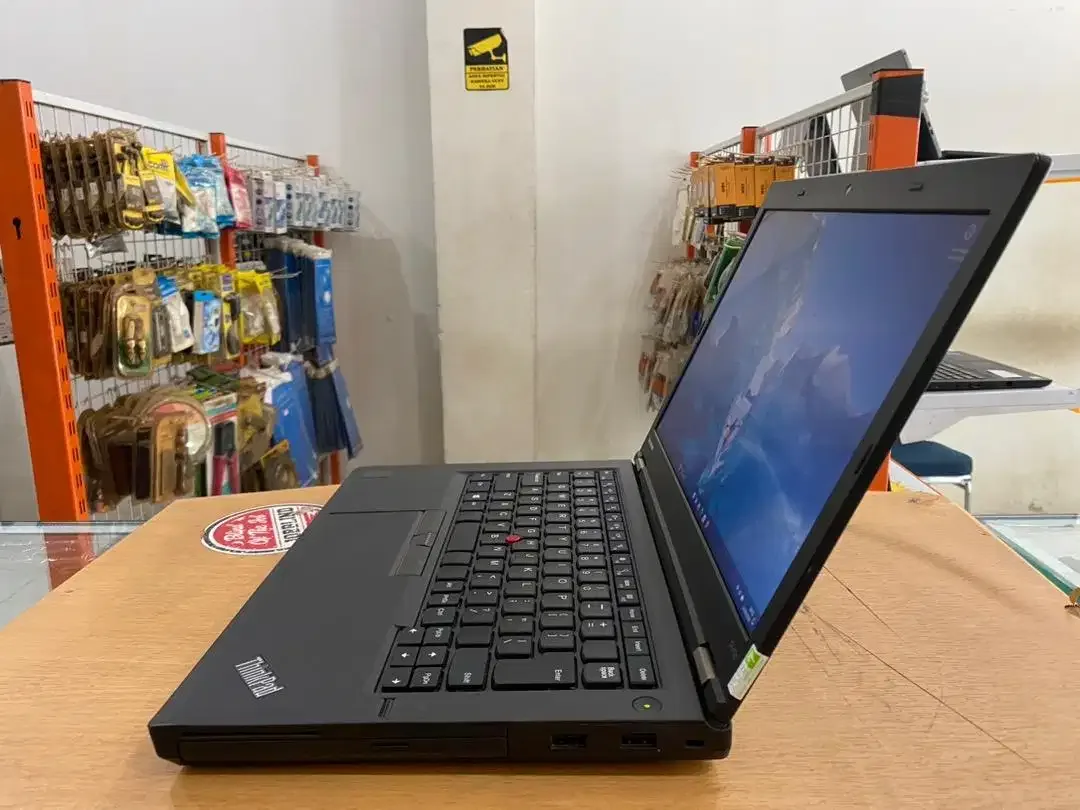 Lenovo ThinkPad T440P Core i5 Ram 8GB SSD 128GB Mulus Murah Garansi - Image 3 of 10