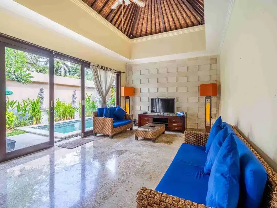 2 Storey VILLA FOR SALE in Uluwatu street, Ungasan Bali near Puri gading - Image 9 of 10