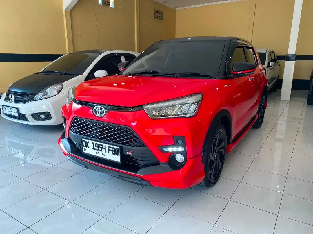 Toyota raize 1.0 gr sport turbo 2023 automatic - Image 2 of 10
