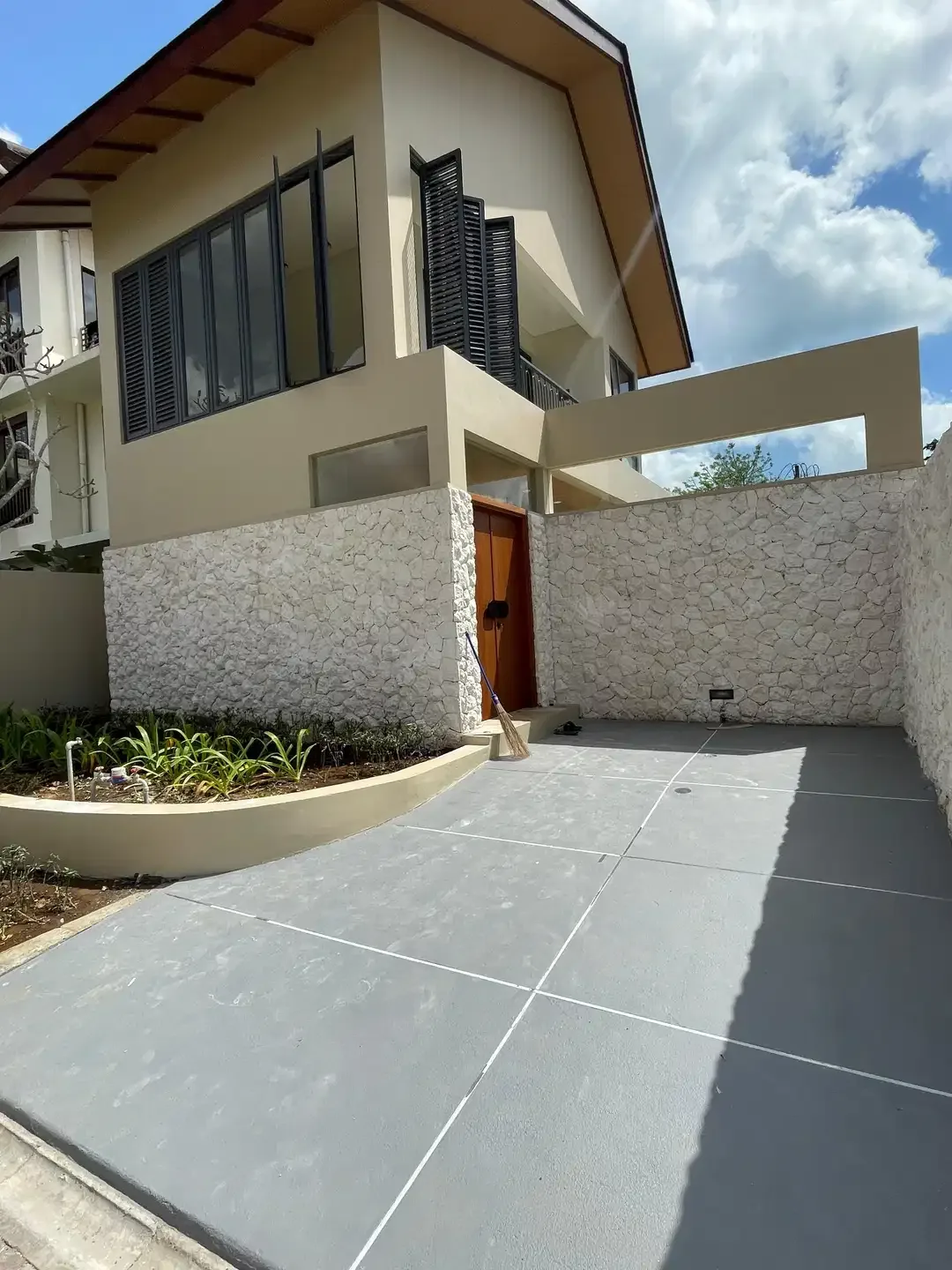 Dijual Villa 3 Bed Rooms Di Tengah Area Villa Elite Di Jimbaran - Image 2 of 10
