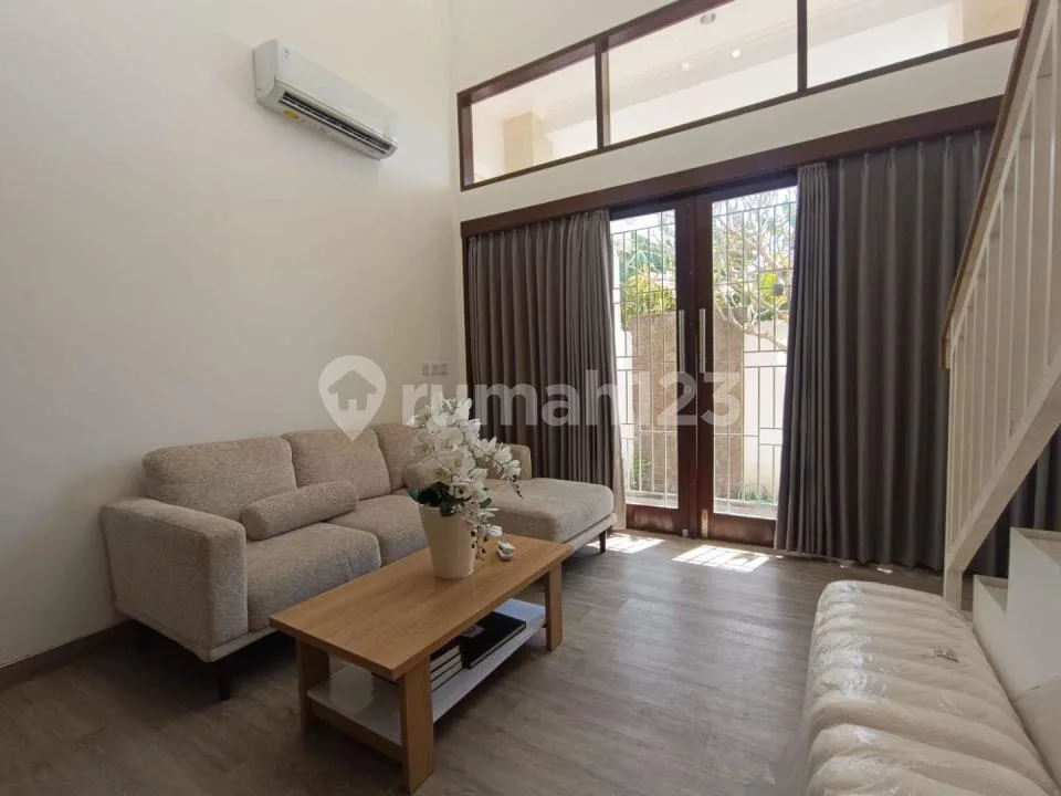Rumah Modern Furnish & Siap Huni Lokasi Premium di Renon - Image 4 of 4