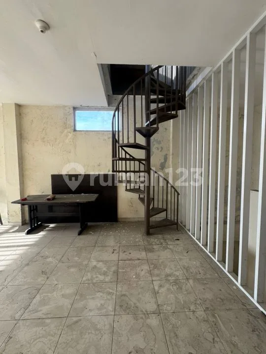 Butuh Cepat Laku Ruko 3 Lantai Lokasi Sanur Siap Nego - Image 4 of 4