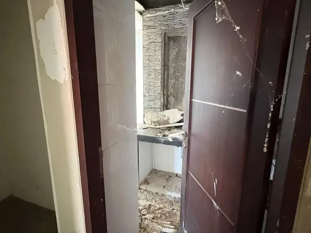 Rumah Dijual di Sesetan – 3 Lantai, Dalam Kawasan Perumahan - Image 5 of 7