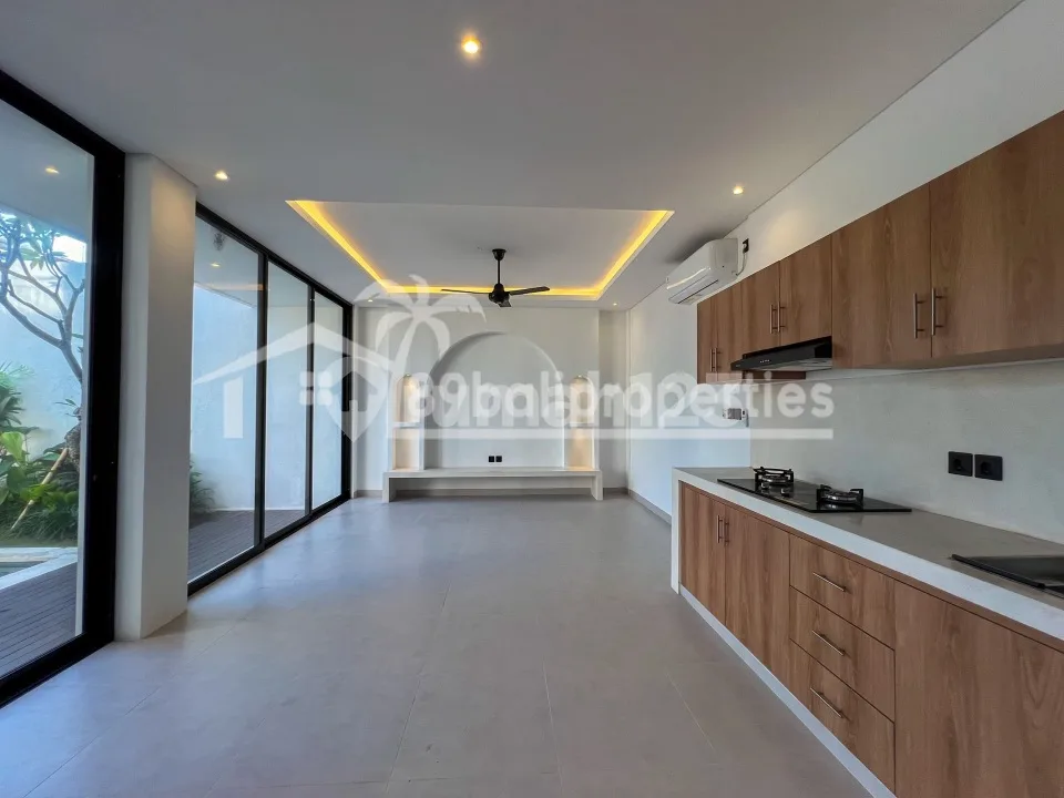 3 Bedr Newly Built Villa In Berawa Canggu - Bali - Image 3 of 4