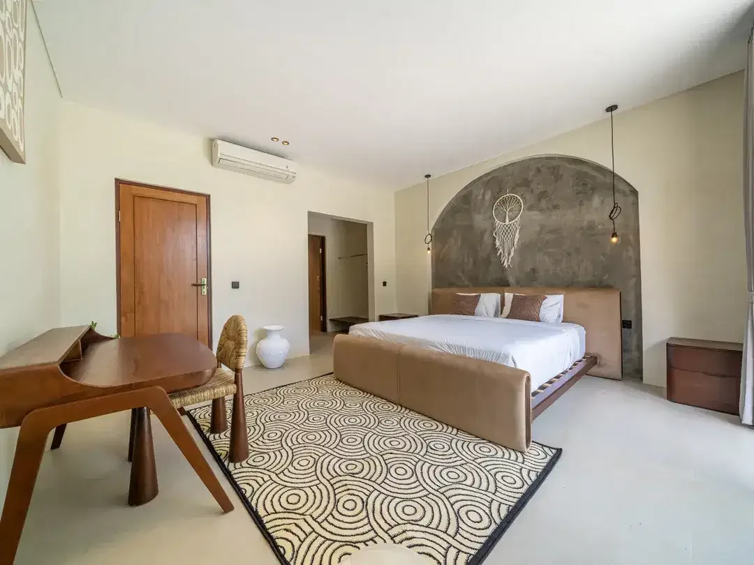 Freehold - Move-In Ready 3-Bedroom Villa in Pererenan's Most Desirable Location, Canggu, Bali - Image 5 of 10
