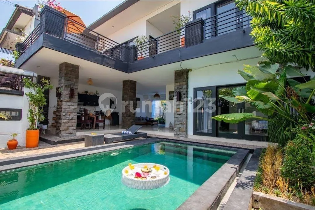 Villa Premium Lokasi di Seminyak Beji Ayu Dekat Pusat Kota - Image 3 of 4