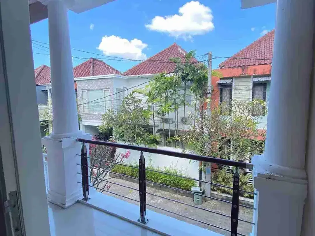 Rumah Sewa di Kerobokan Dekat Seminyak – Jl. Mertanadi, 4 Kamar Tidur, Private Pool - Image 7 of 9
