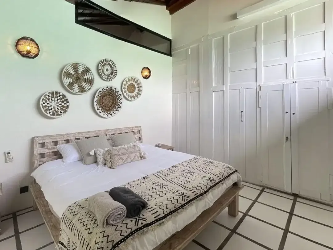 Leasehold - Seaside Serenity Discover Exquisite Living in Our Joglo Villa Canggu - Image 4 of 8