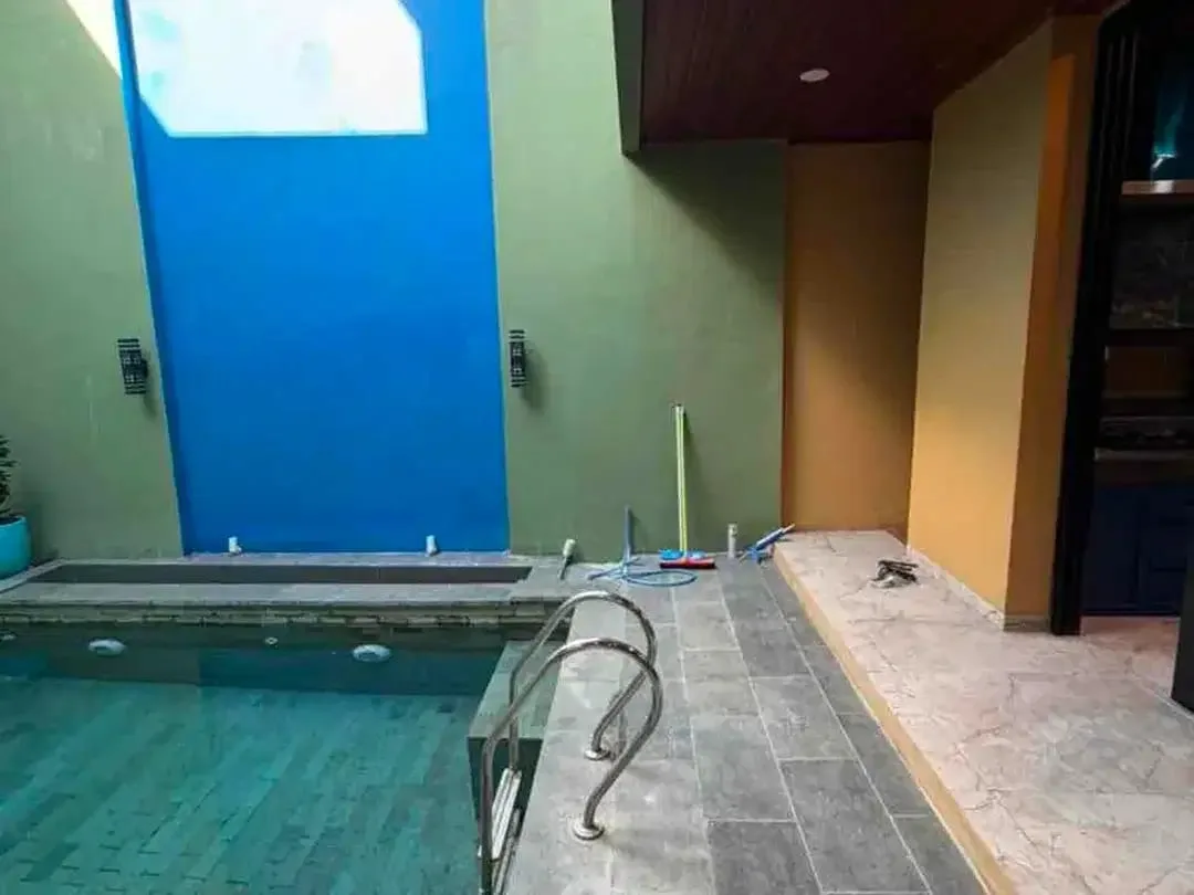 DISEWAKAN VILLA 3BR LOKASI STRATEGIS DI PURI GADING ULUWATU - Image 3 of 10