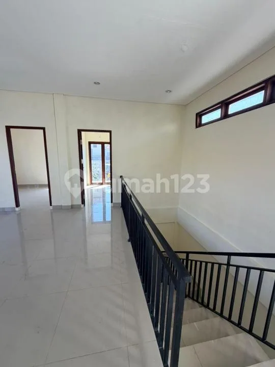 For Rent | Spacious 7-Bedroom House - Jalan Gatot Subroto Ia, - Image 3 of 4