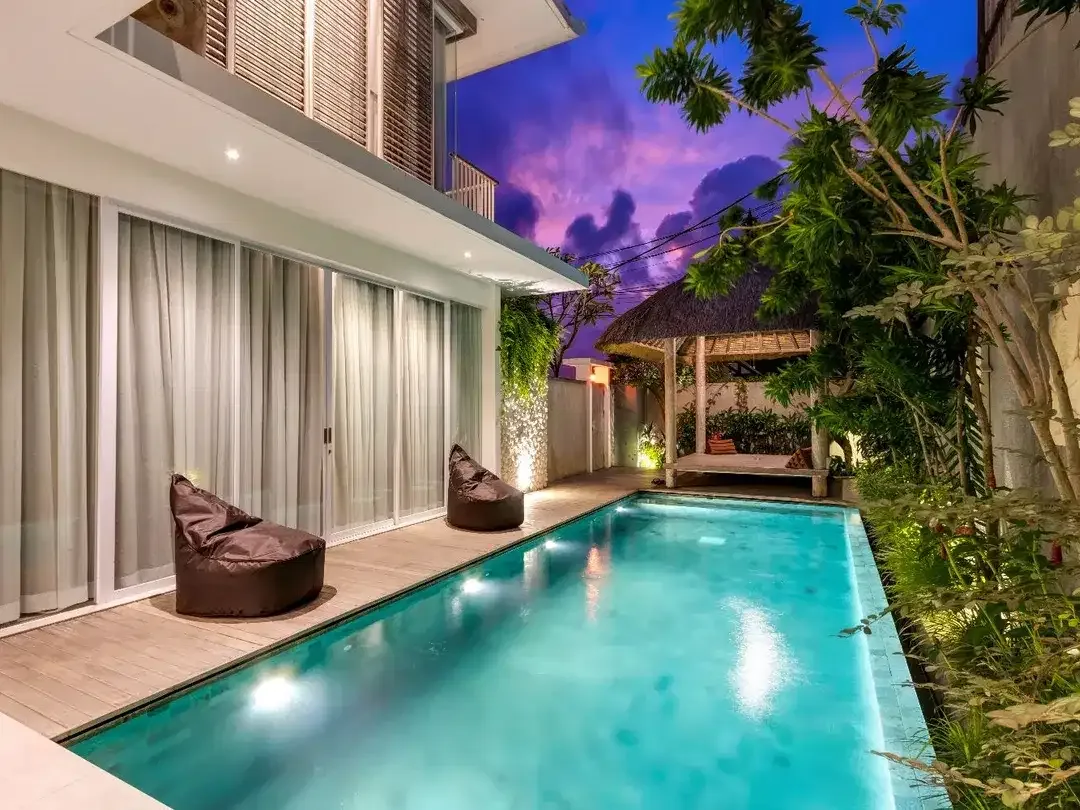 Luxury Villa in Secure Complex, Walking Distance to The Beach - Image 3 of 10