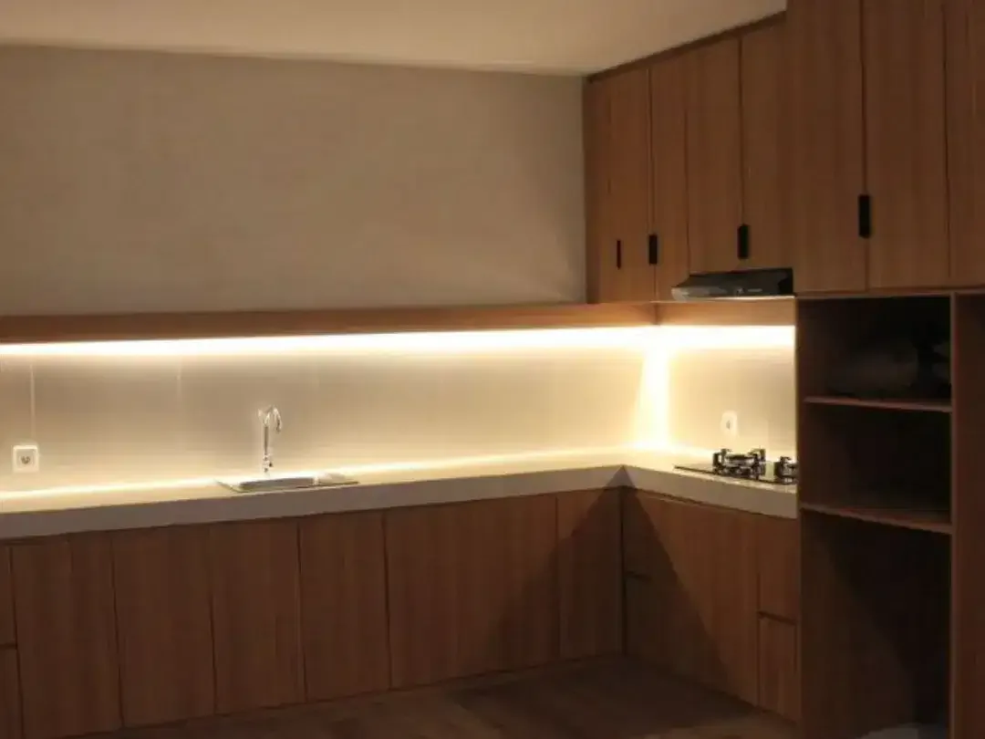 RUMAH MODERN IN PRESTIGIOUSE PURI GADING JIMBARAN - Image 5 of 10