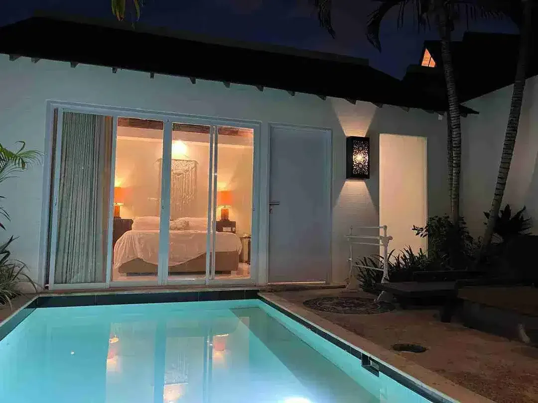 DIJUAL HOTEL & VILLA COMPLEX – PRIME AREA SEMINYAK, BALI - Image 8 of 10