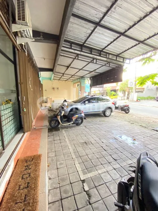 Dijual Ruko 3 Lantai Dengan Lokasi Sangat Strategis - Image 2 of 4