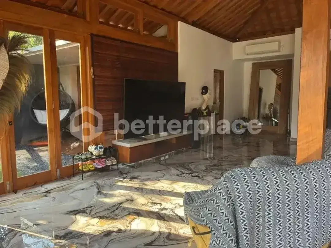 Tropical Elegance in Ungasan: A 4-Bedroom Villa of Space, Light, and Serenity - Image 3 of 10