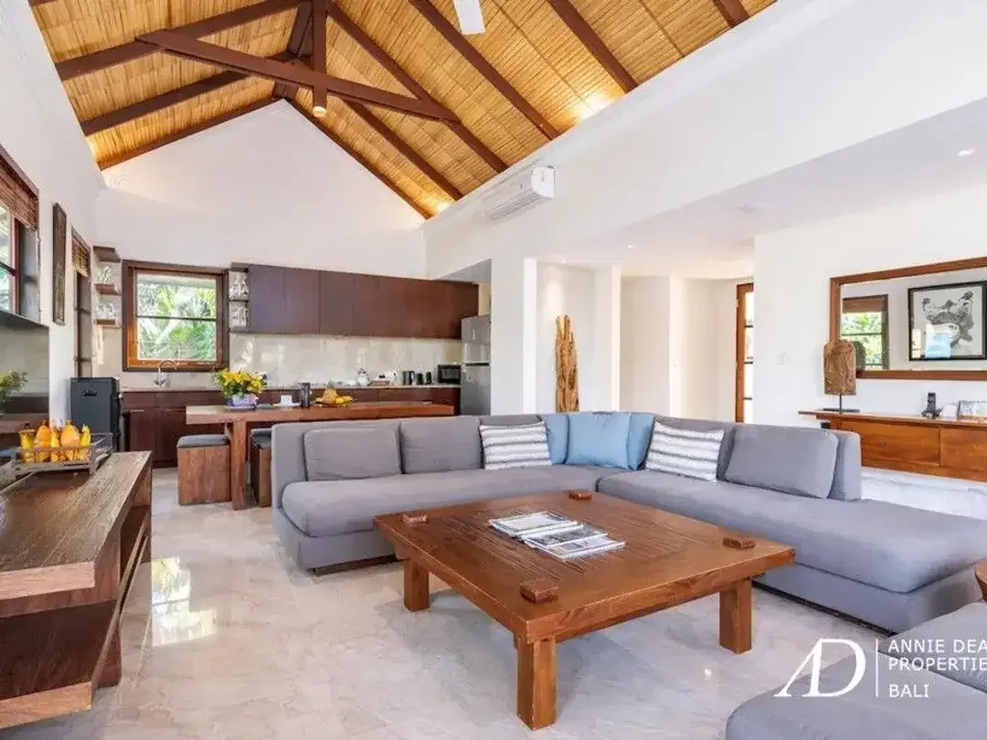 FREEHOLD | 3-BED VILLA WITHIN A LUXURY RESORT WITH BEACH ACCESS - Image 7 of 10
