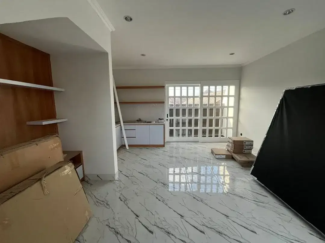 HUNIAN READY UNIT 2BR FURNISHED LOKASI STARTEGIS DI KEROBOKAN BALI - Image 7 of 10