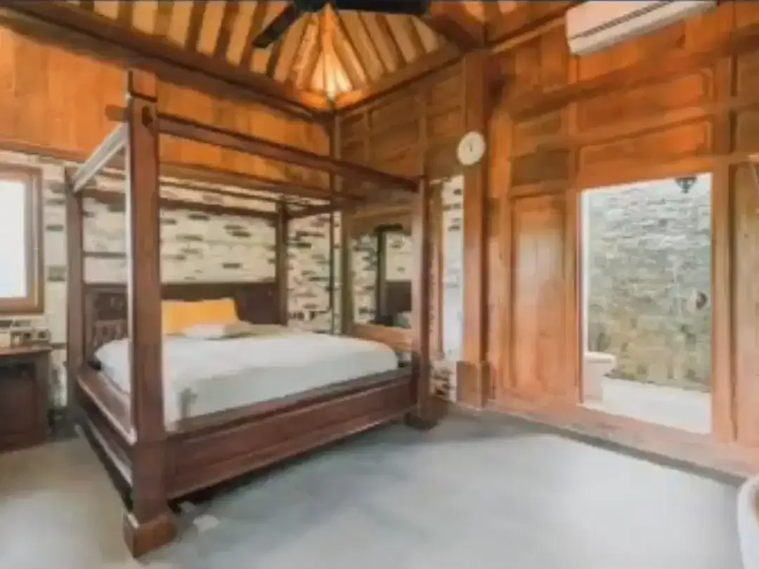 FOR SALE VILLA JOGLO AT TUMBAK BAYUH - Image 8 of 8