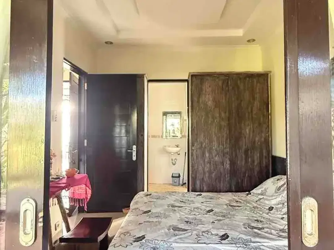 DIJUAL RUMAH FULL FURNISHED – ONE GATE SYSTEM DI UNGASAN, KUTA SELATAN, BALI - Image 9 of 10