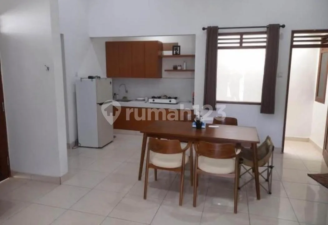 K945 Sewa Rumah Raya Padonan Dalung Kuta Badung Bali Dekat Canggu Tabanan Denpasar Kerobokan - Image 3 of 4