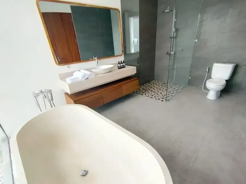 VILLA MODERN TOP INTERIOR & FURNISHED DEKAT PANTAI BATU BOLONG - Image 4 of 10