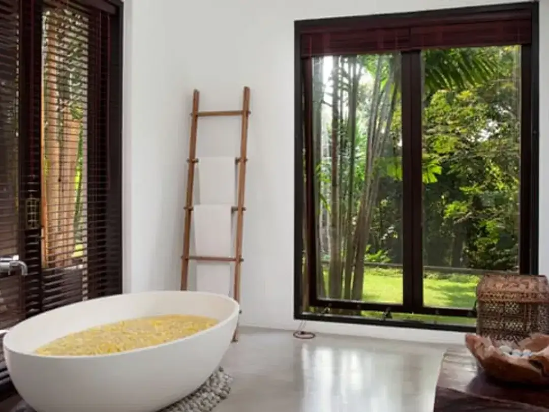 ELEGANT LUXURY MODERN BALINESE VILLA – ECHO BEACH, CANGGU ( RBN / GG / LM ) - Image 8 of 10