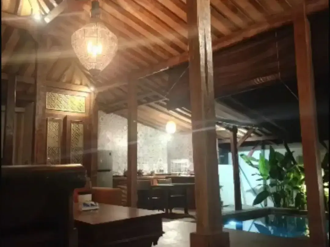 FOR SALE VILLA JOGLO AT TUMBAK BAYUH - Image 5 of 8