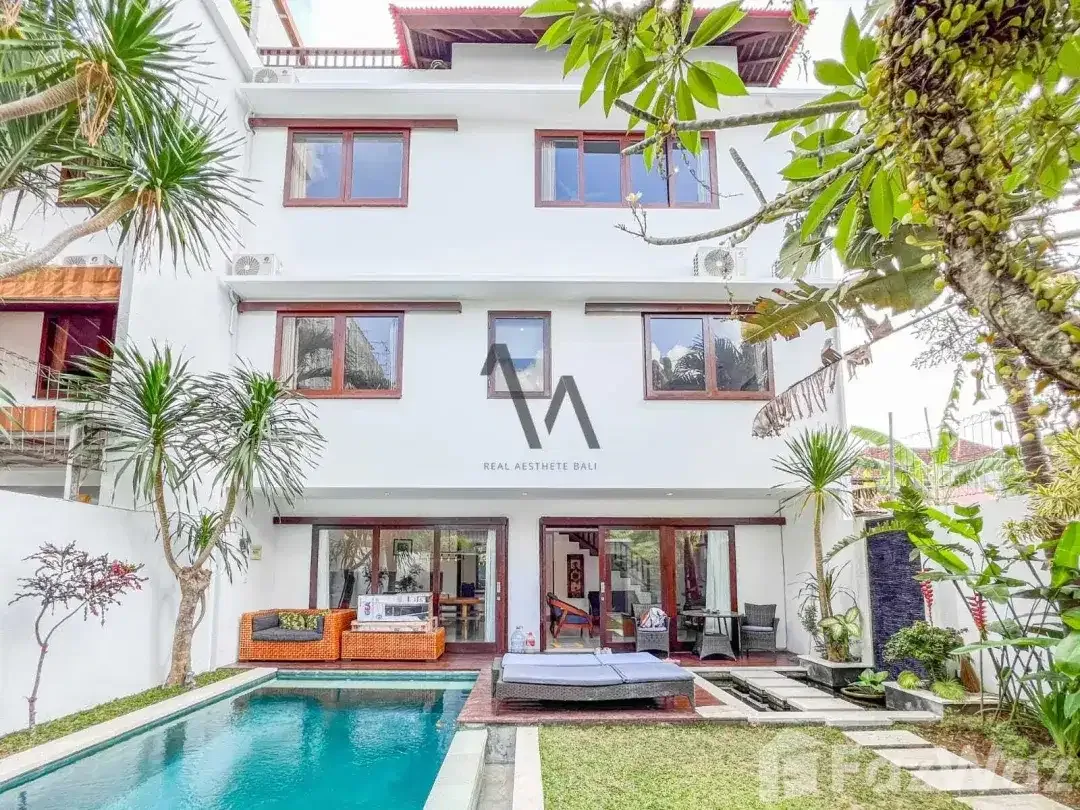 3 Bedroom Villa for rent in Batu Bolong, Bali - Image 2 of 10