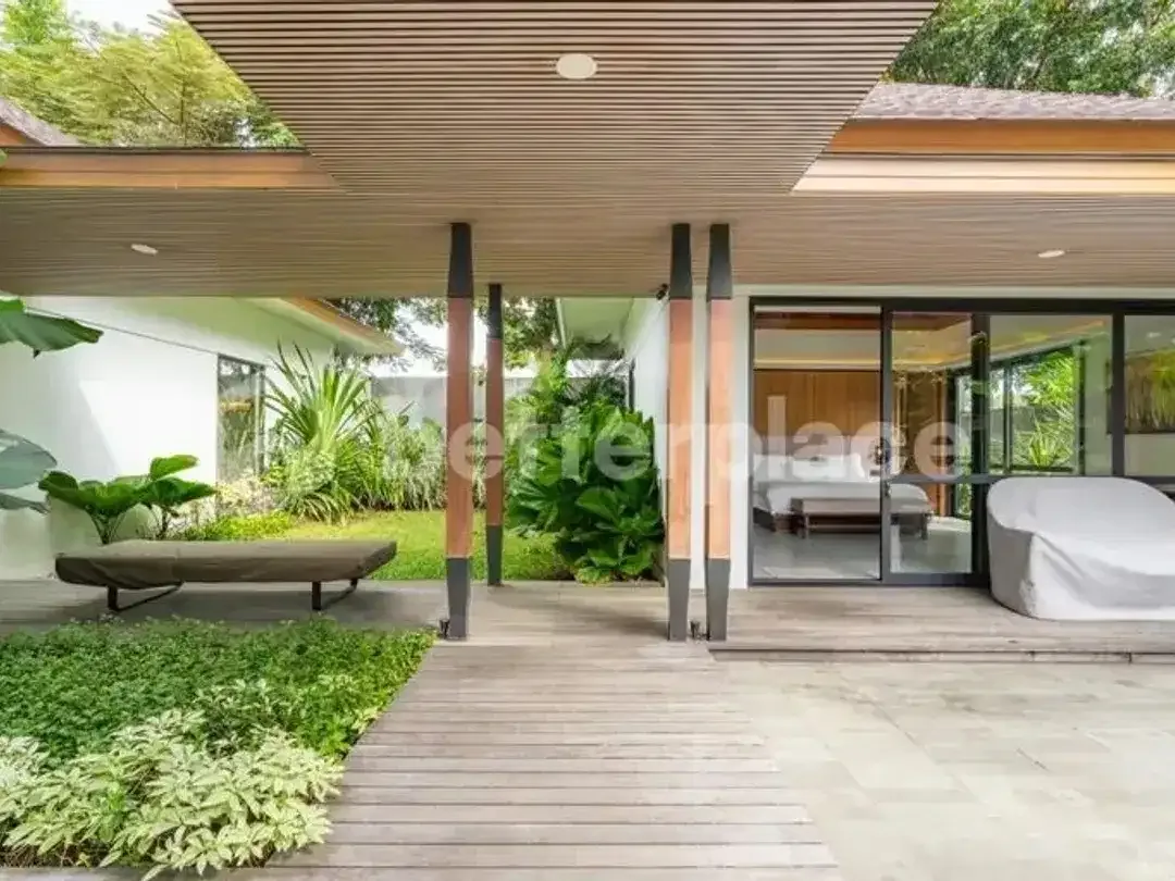 Luxury Modern Villa in Bukit Jimbaran 5 Bedrooms with Expansive Premium Residence - Image 3 of 10