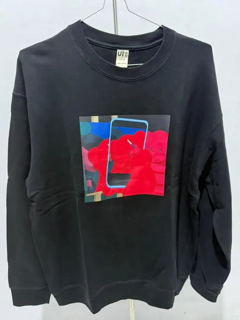 Uniqlo Sweater size L - Image 1 of 2