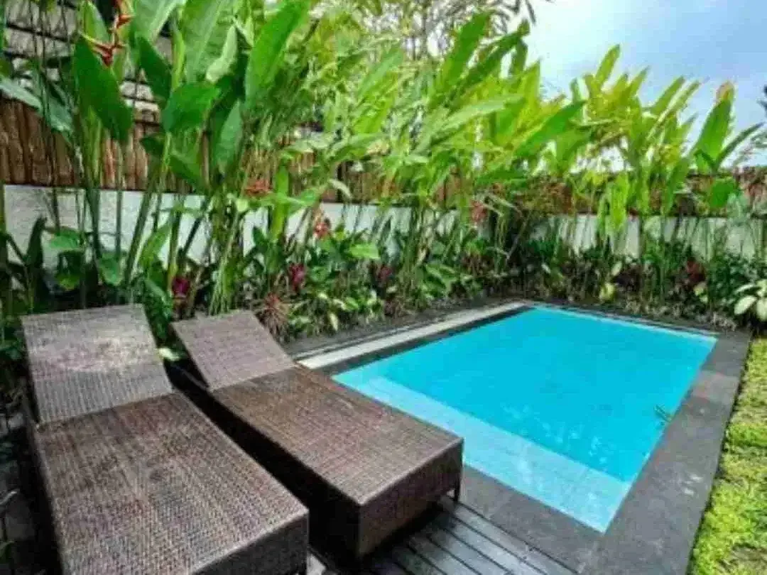 Villa jalan utama Pantai seseh fully furnished SHM ada NIB - Image 2 of 10